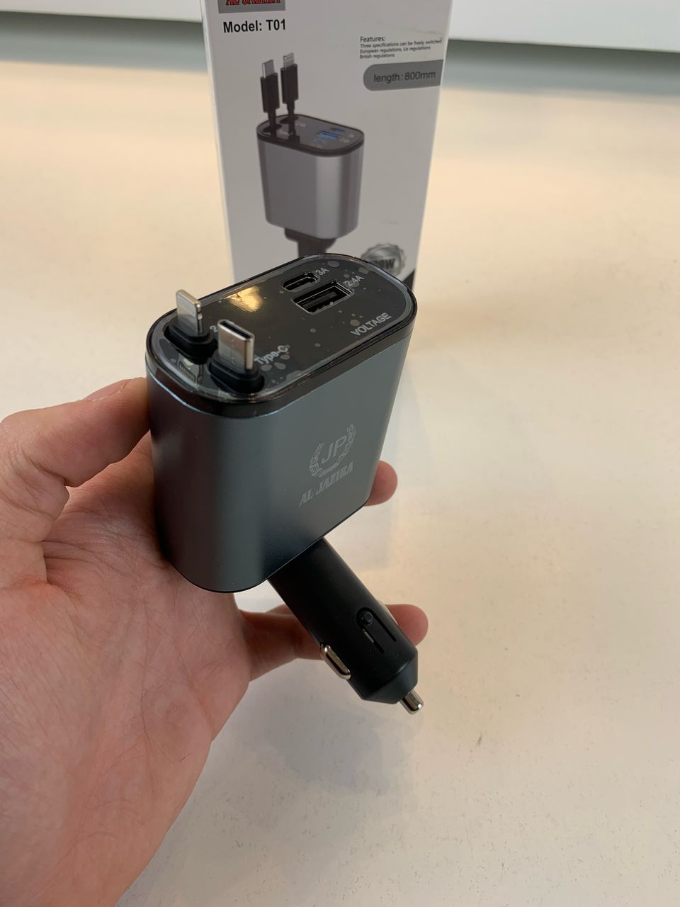 Chargeur de Voiture Rétractable 4en1 120W – شاحن سريع