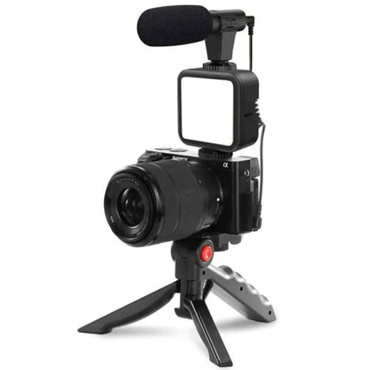 Kit d’enregistrement vidéo pour smartphone et appareil photo avec microphone à LED intégré – طقم تصورير إحترافي مع ميكروفون وإضاءة مدمجة
