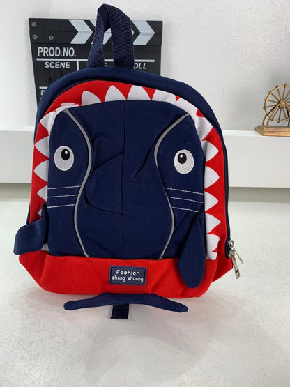 Sac à dos Enfants Design Requin Mignon Bleu Nuit – حقيبة أطفال برسوم القرش أزرق ليلي