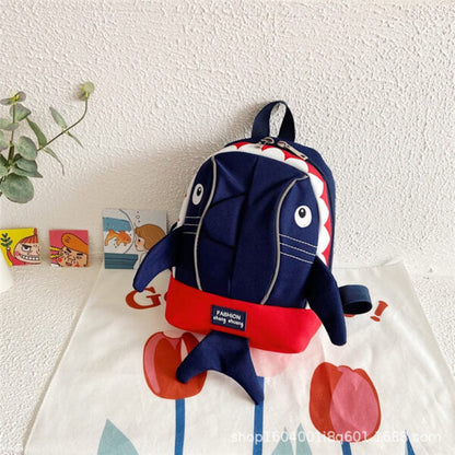 Sac à dos Enfants Design Requin Mignon Bleu Nuit – حقيبة أطفال برسوم القرش أزرق ليلي تنزوت