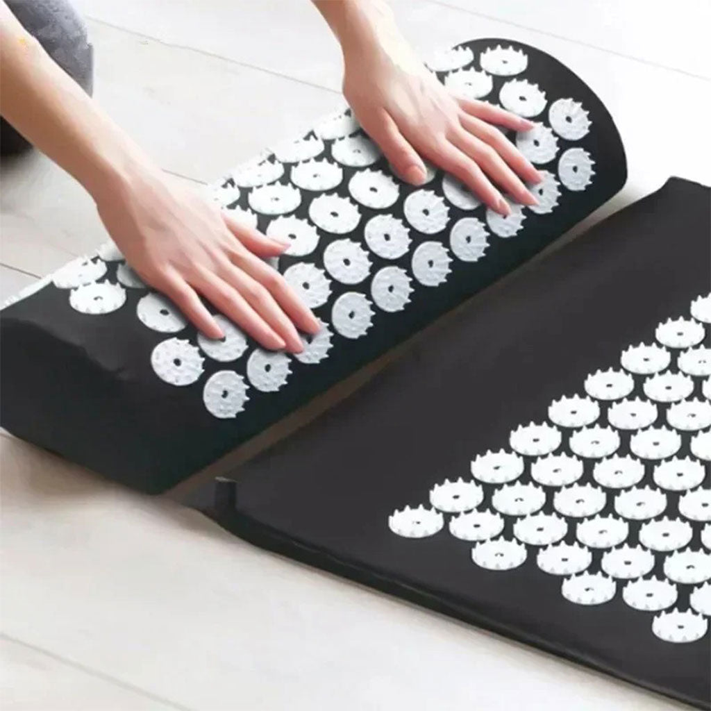 Coussin et Tapis Massage en Polymère d’acupression avec Sac de Rangement – بساط تدليك مع وسادة وحقيبة متنقلة