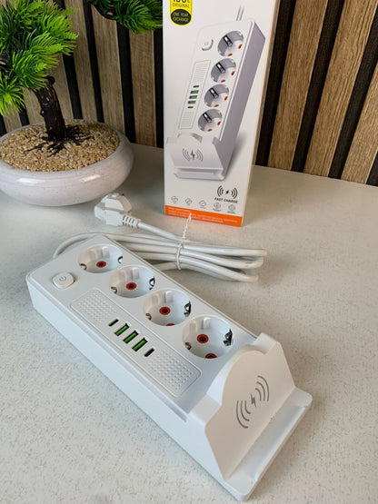 Multiprise 4 SOCKET 2500W avec USB, Type-C et chargement sans fil – مقبس طاقة وشاحن لاسلكي