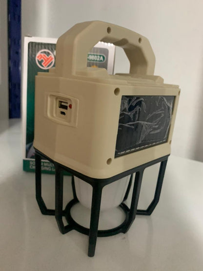 Lampe de camping à énergie solaire à 3 modes – مصباح يدوي للتخييم ب 3 أوضاع يعمل بالطاقة الشمسية