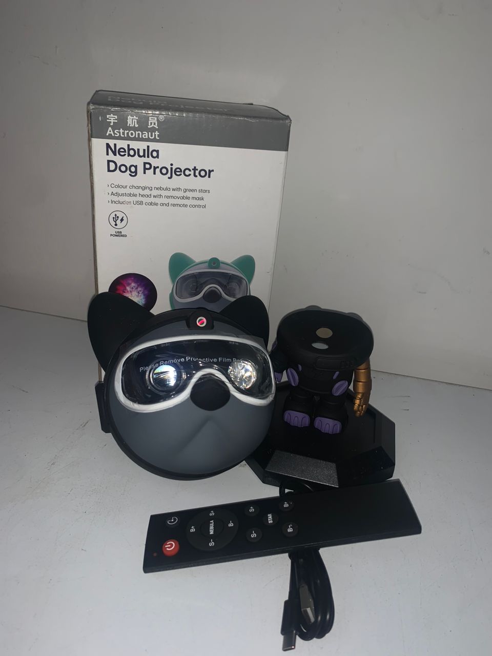 Bulldog Astronaute Projecteur Lampe Nébuleuses Espace Lumières