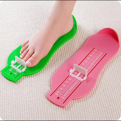 Règle de mesure de la taille des chaussures pour enfants – أداة قياس القدم للأطفال