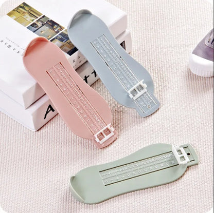 Règle de mesure de la taille des chaussures pour enfants – أداة قياس القدم للأطفال