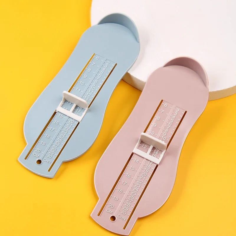 Règle de mesure de la taille des chaussures pour enfants – أداة قياس القدم للأطفال