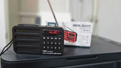 Poste Radio Bluetouth portable charge Solar , USB , Carte Memoire , FM