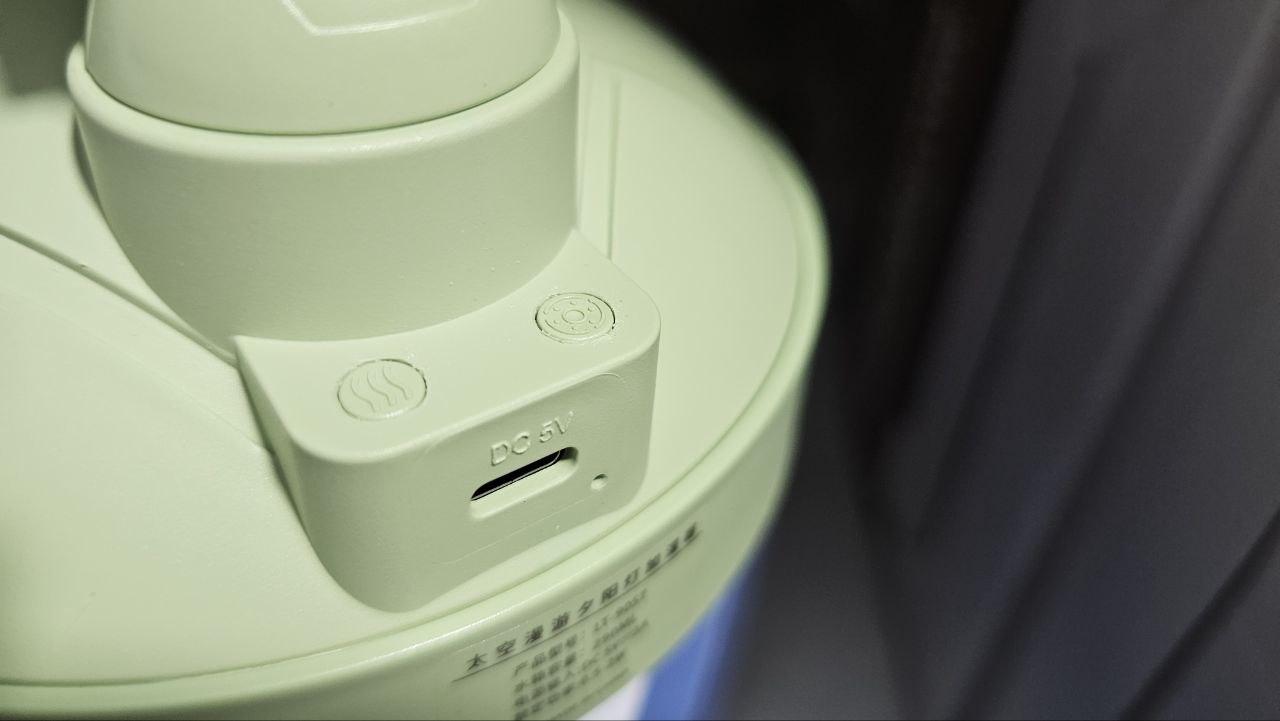 Lampe de coucher de soleil d'astronaute et humidificateur d'air sans fil, diffuseur à batterie Rechargeable1200mAh