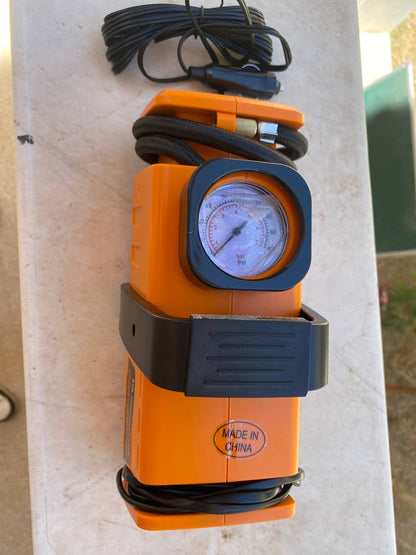 Compresseur d’aire a double adaptateur 220v/12v- 200psi - Orange