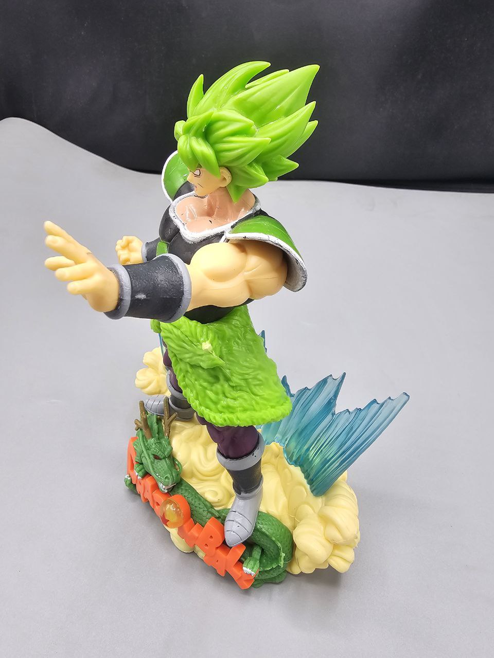 Figurines Dragon Ball Z Super Saiyan Broly