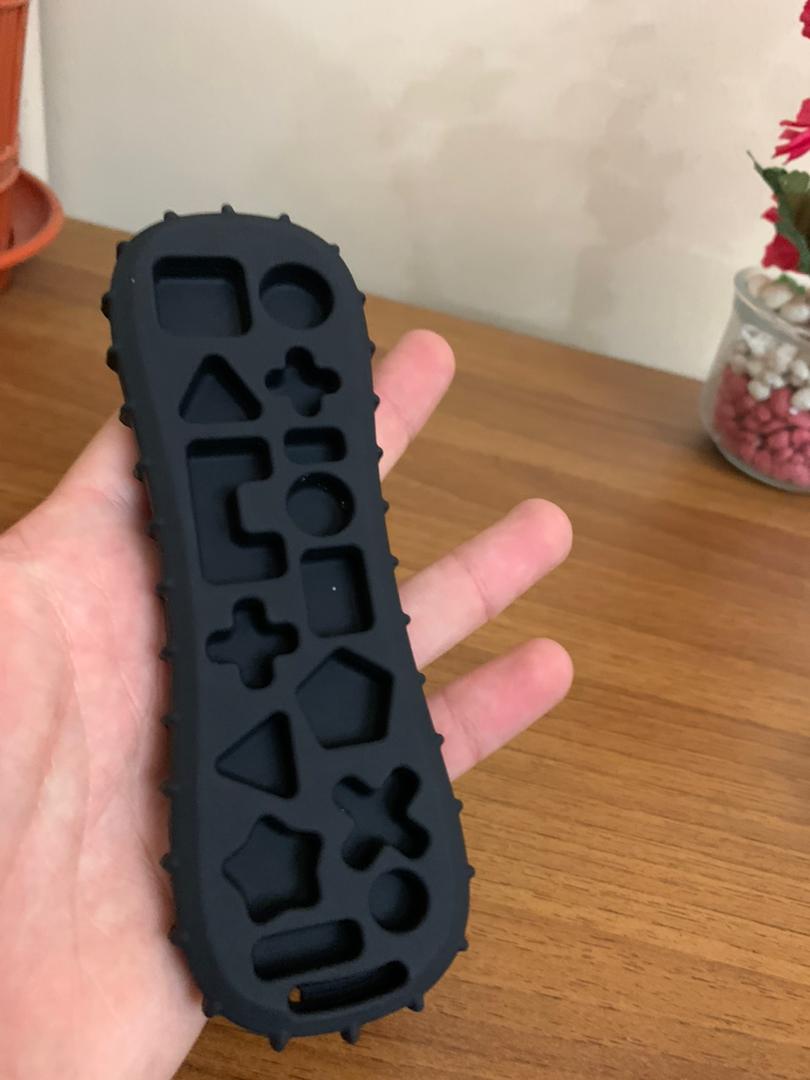 Anneau de dentition en Silicone en forme de télécommande - عضاضة اطفال من سيليكون على شكل جهاز تحكم