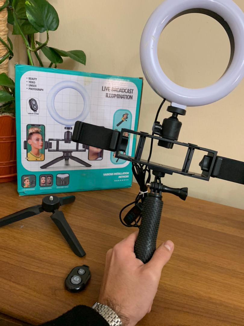 Anneau Selfie LED 20 cm avec 2 Supports Smartphone et 3 Modes d’éclairage